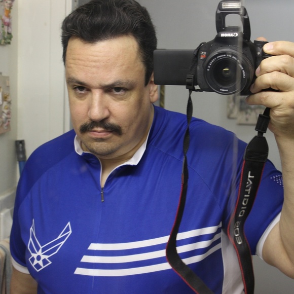 Meet your Posher, Anthony - Picture 4 of 7